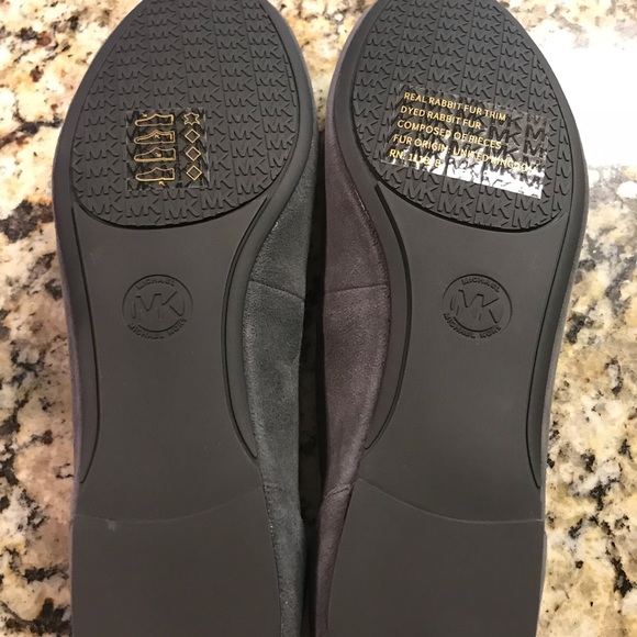 NWOT Michael Kors Flats! Perfect condition! - Picture 3 of 3